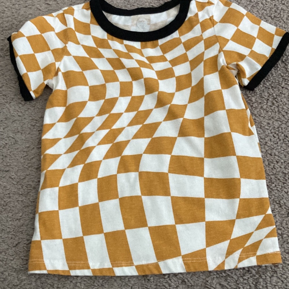 Wonder nation shirt 5t. worn maybe once !